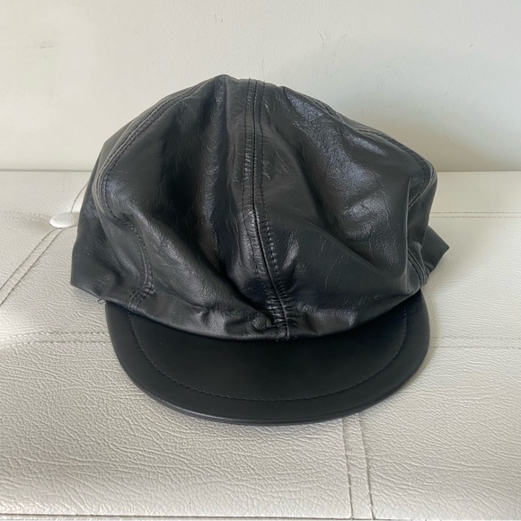 Lord & Taylor Vintage Newsboy Leather Biker Driving Hat - Picture 7 of 12
